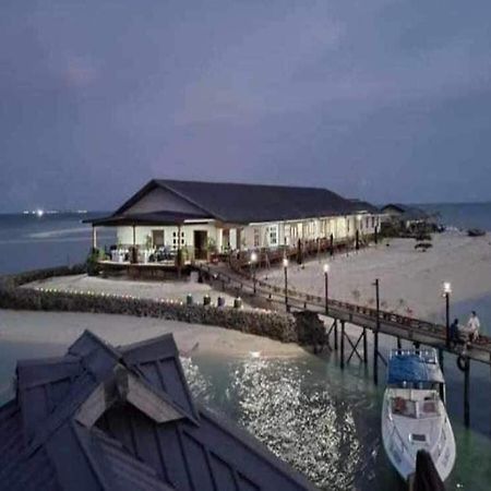 Santiri Island Resort Semporna Buitenkant foto