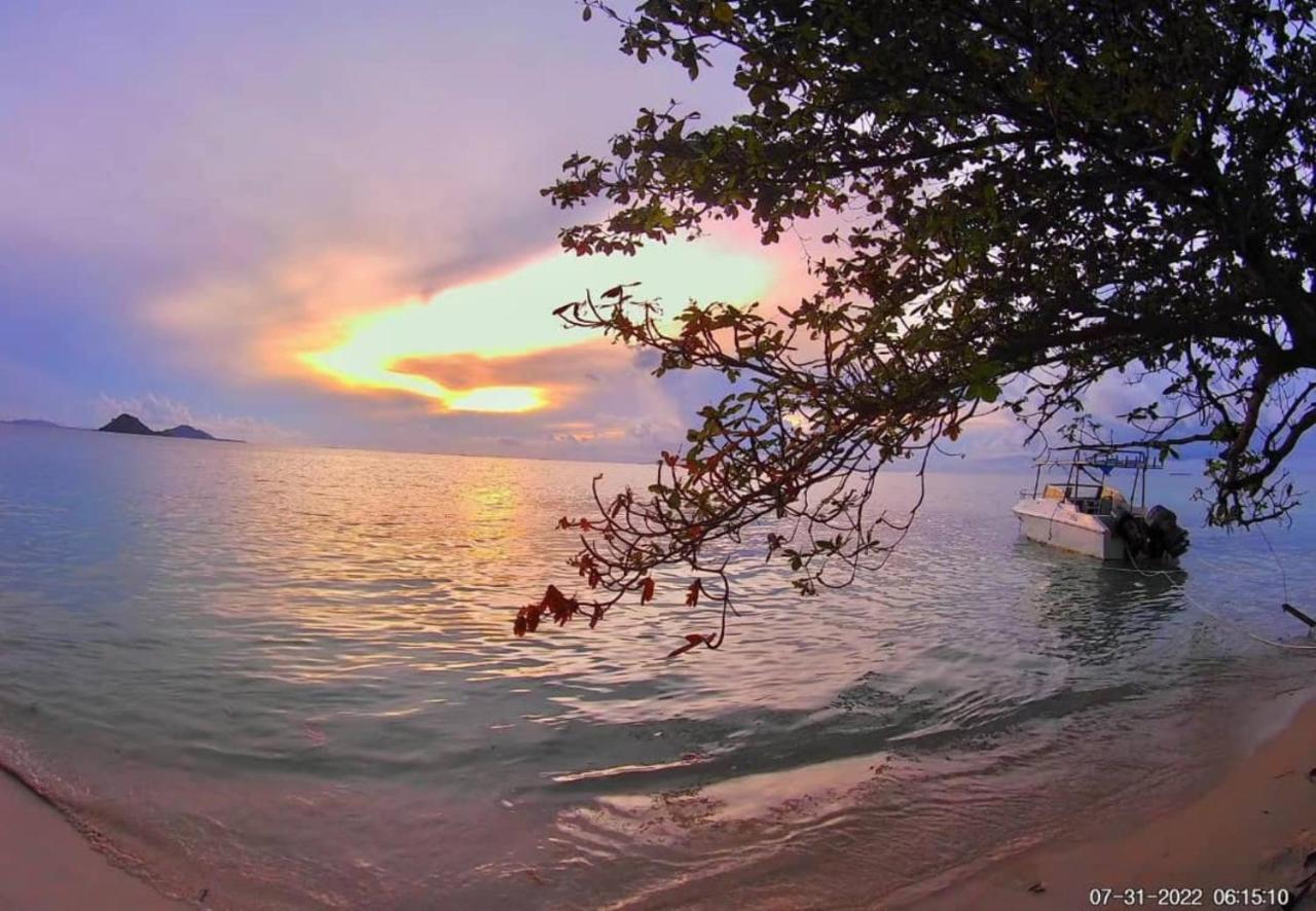 Santiri Island Resort Semporna Buitenkant foto