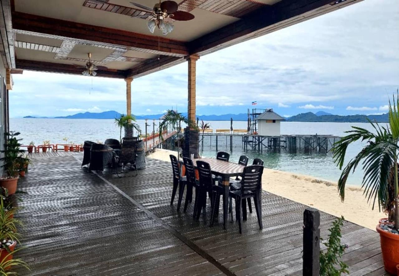 Santiri Island Resort Semporna Buitenkant foto