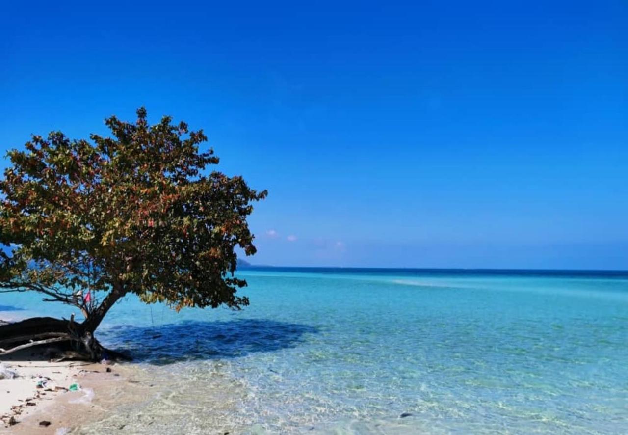 Santiri Island Resort Semporna Buitenkant foto